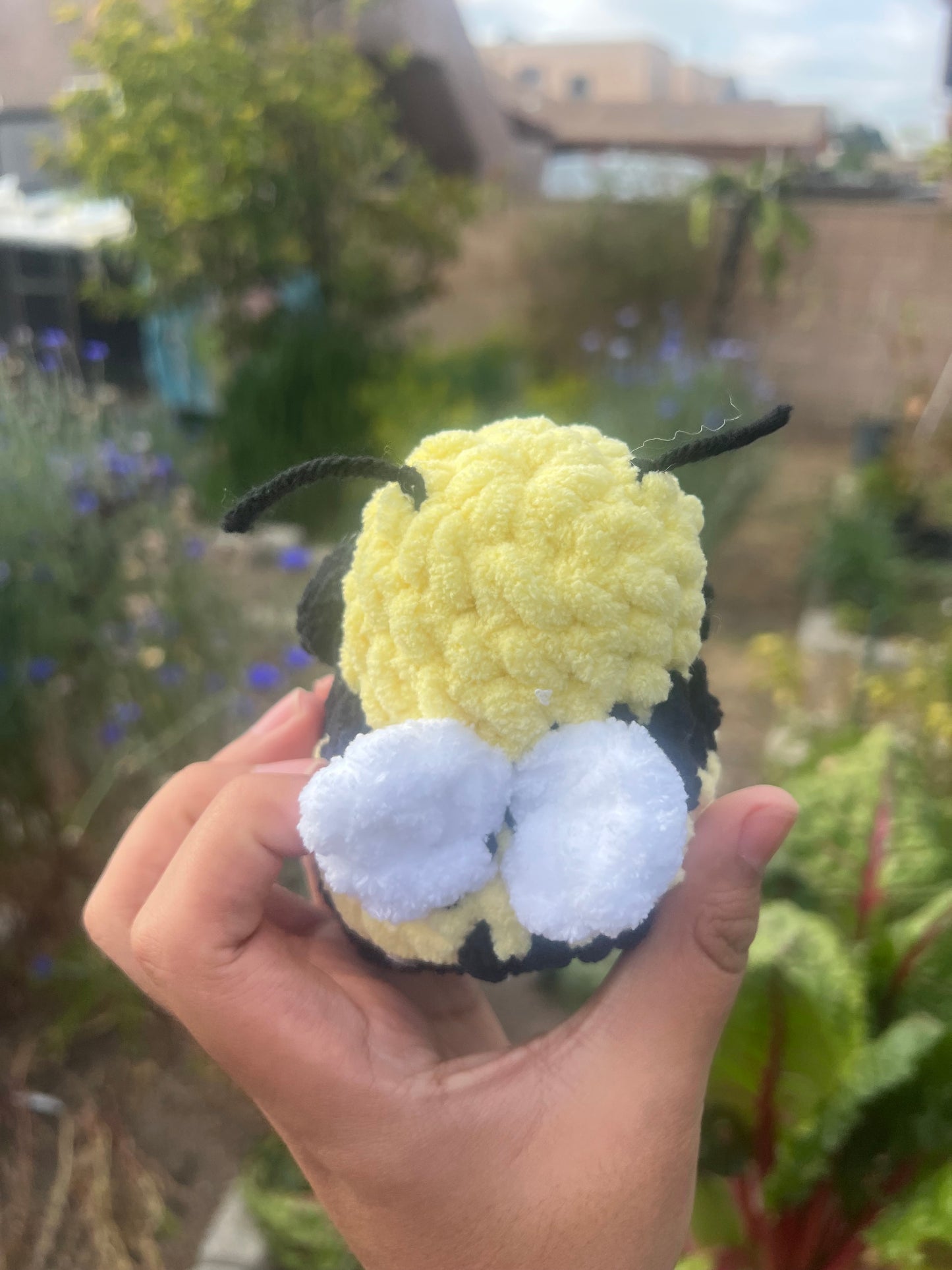 Chunky Bee Plushie